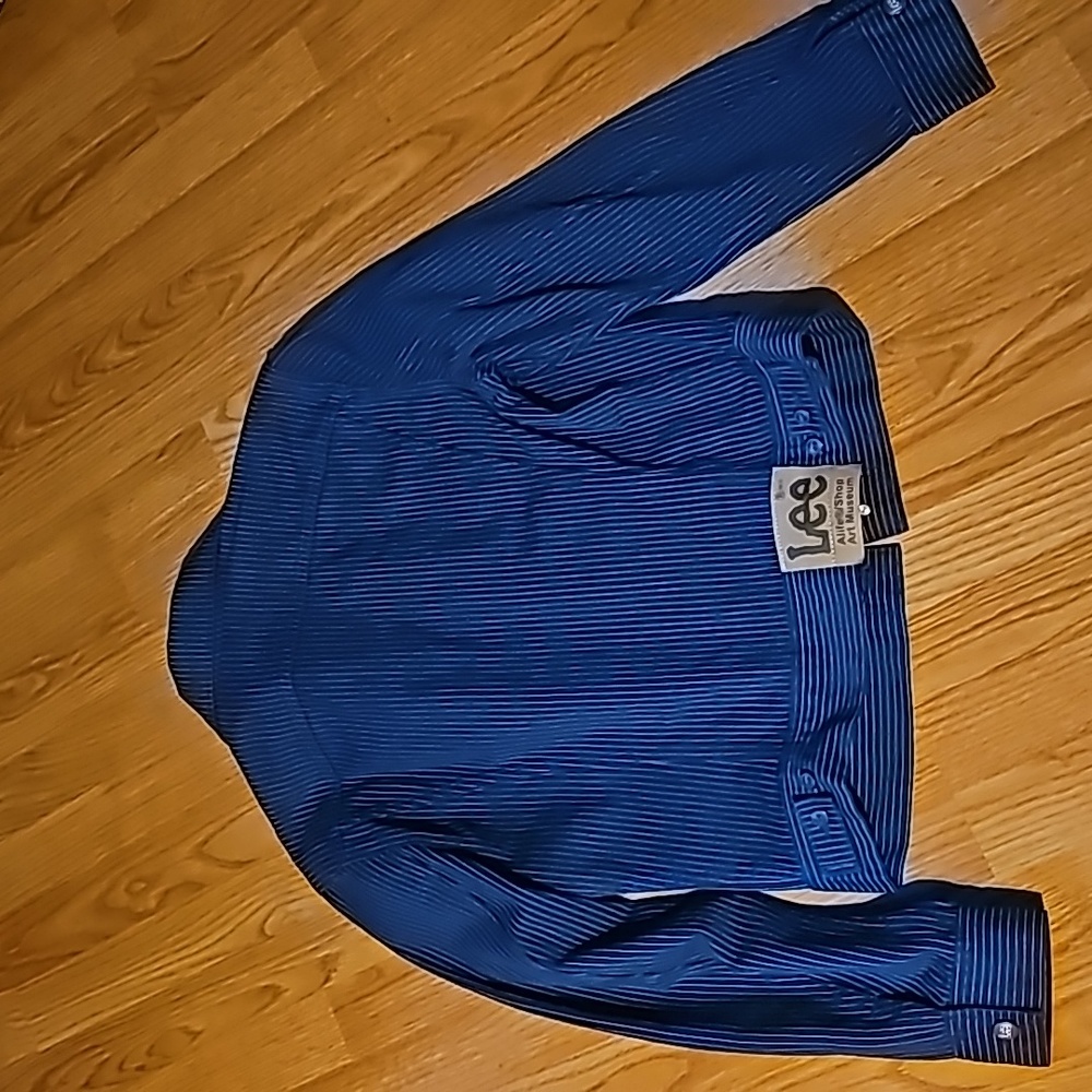 Jackets - Picture 5 of 9
